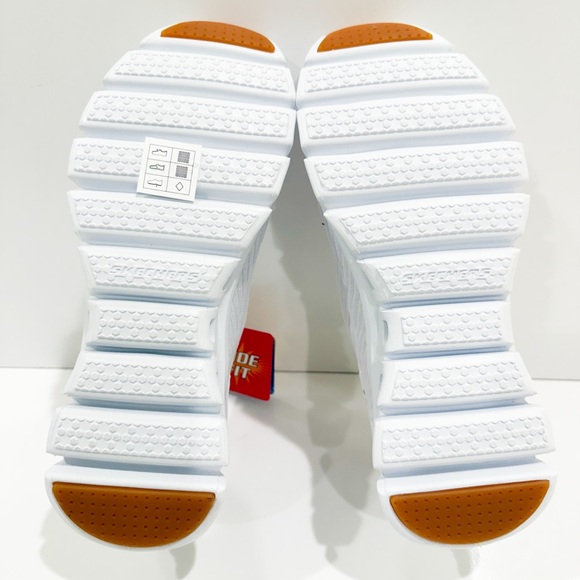 Skechers Glide-Step Tranquility Hands Free Slip-ins Sneakers White 5.5 Wide NEW - Picture 5 of 12